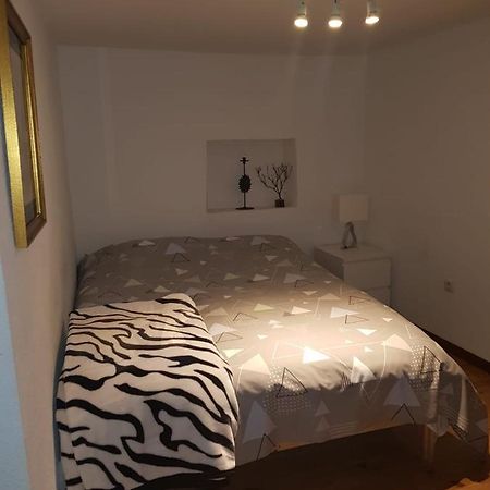 Central Apartment Madrid Bagian luar foto