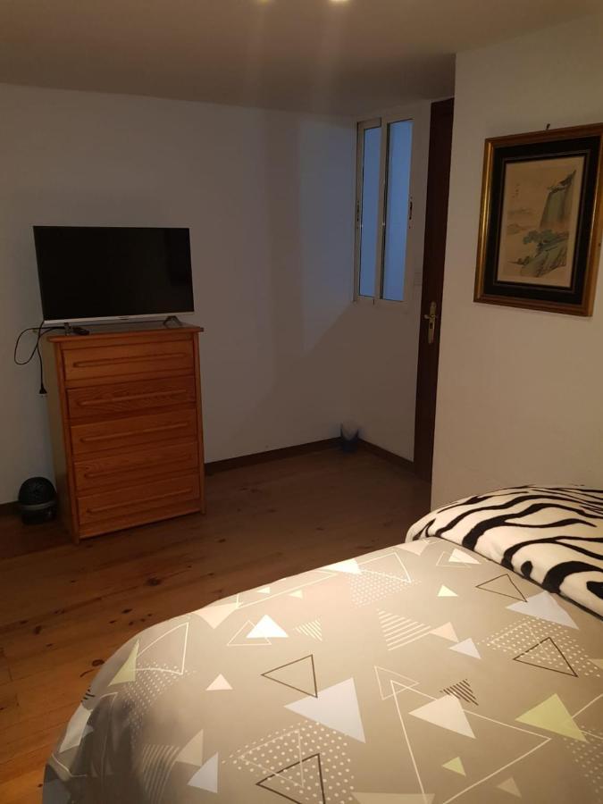 Central Apartment Madrid Bagian luar foto
