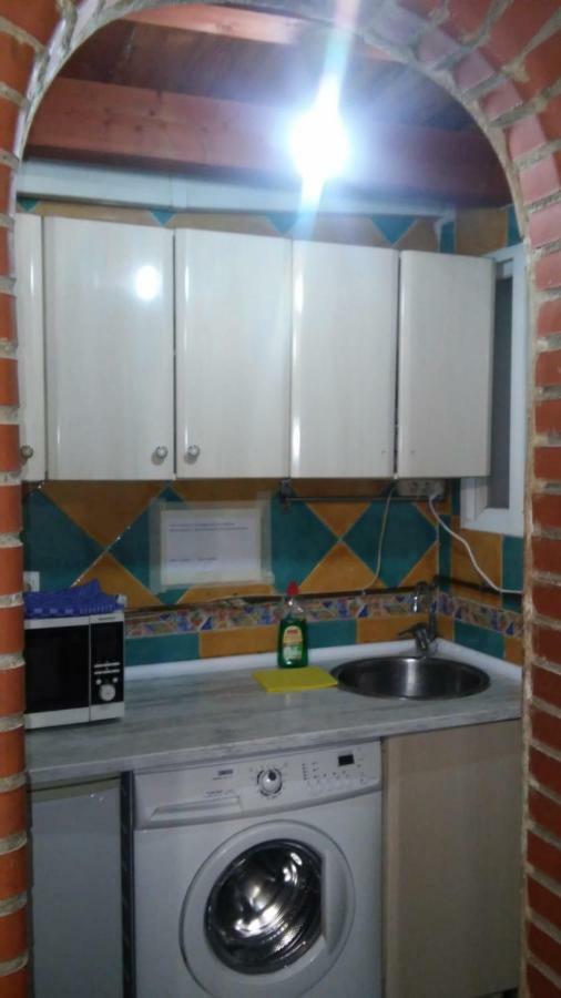 Central Apartment Madrid Bagian luar foto